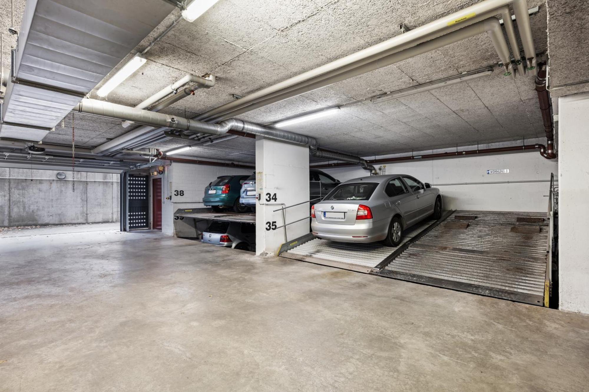 ツウィッカウEdler Wohnraum Schwanenteich-Oase Mit Balkon, Kaffeevollautomat, Lift & Parkplatzアパートメント エクステリア 写真