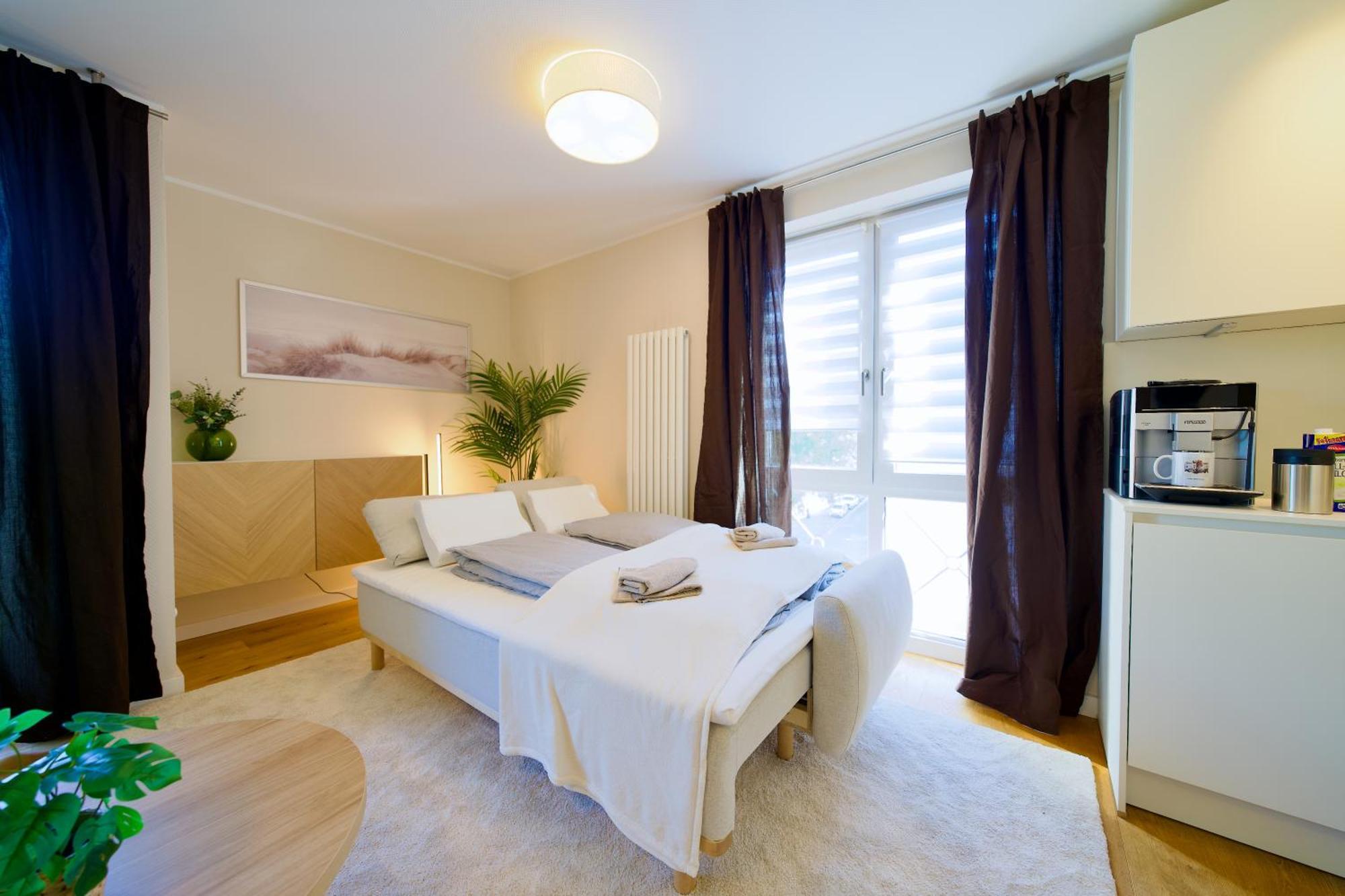 ツウィッカウEdler Wohnraum Schwanenteich-Oase Mit Balkon, Kaffeevollautomat, Lift & Parkplatzアパートメント エクステリア 写真