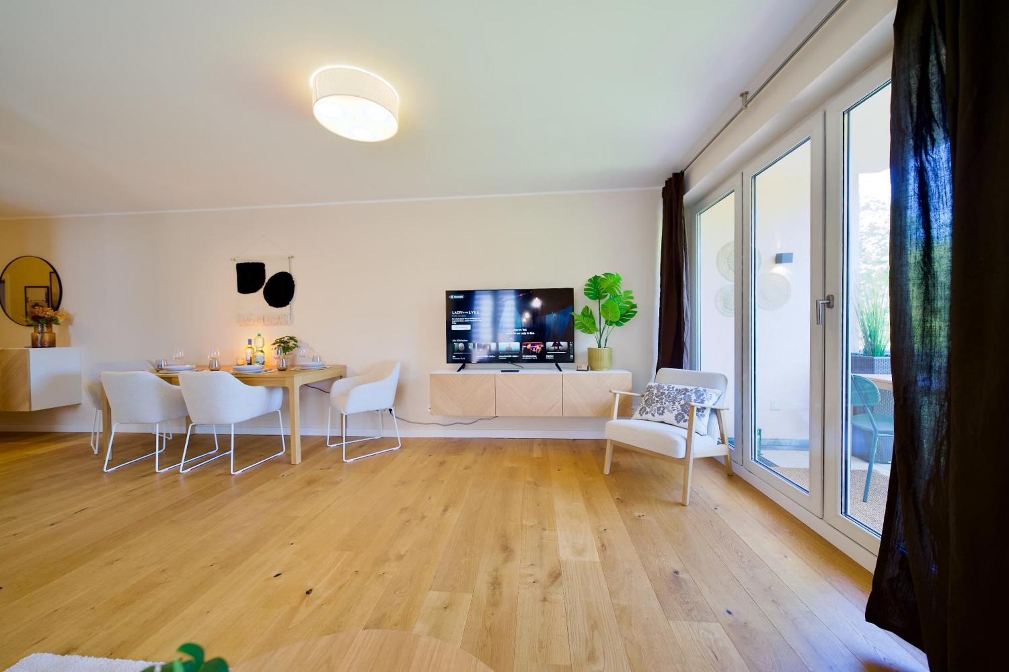ツウィッカウEdler Wohnraum Schwanenteich-Oase Mit Balkon, Kaffeevollautomat, Lift & Parkplatzアパートメント エクステリア 写真